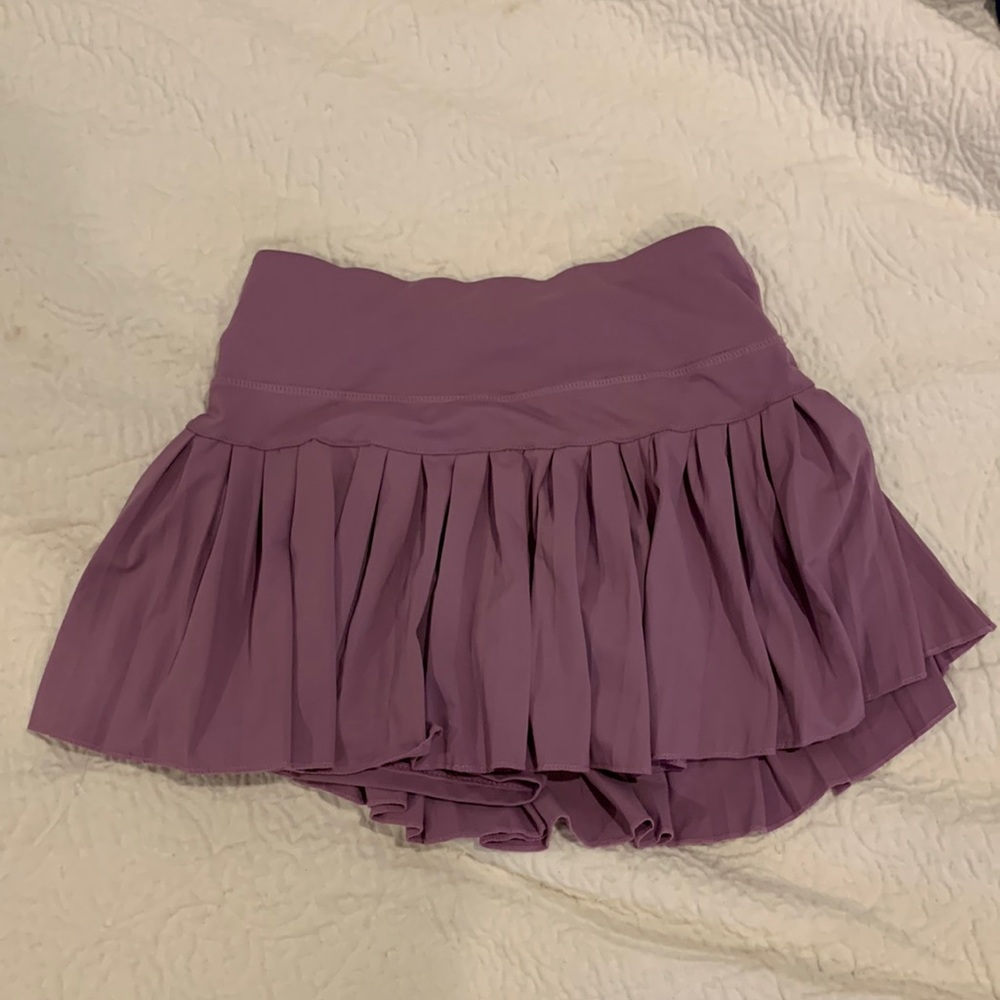 Gold hinge tennis skirt